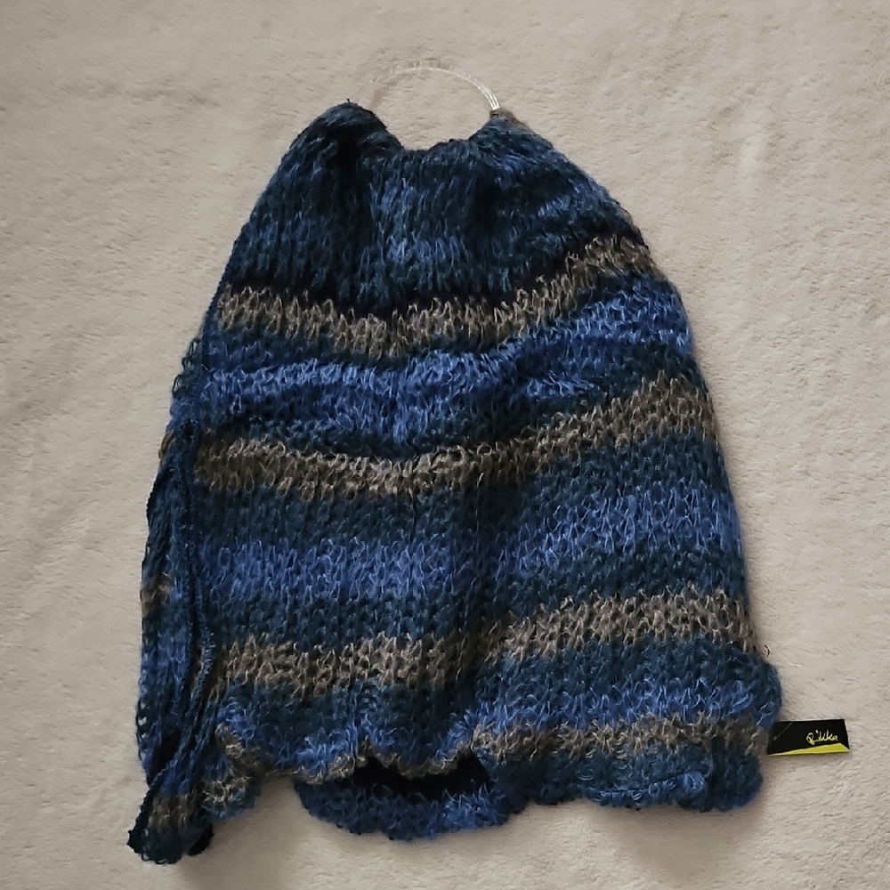 Rikka Knit Blue and Gray Infinity Scarf